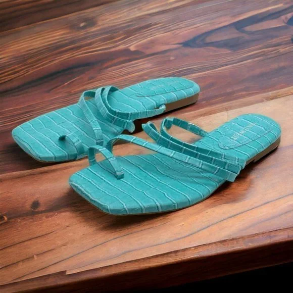 Nine West Sandals - Picture 3 of 8